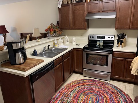 stove, refrigerator and dishwasher furnished