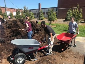 Loading up the mulch